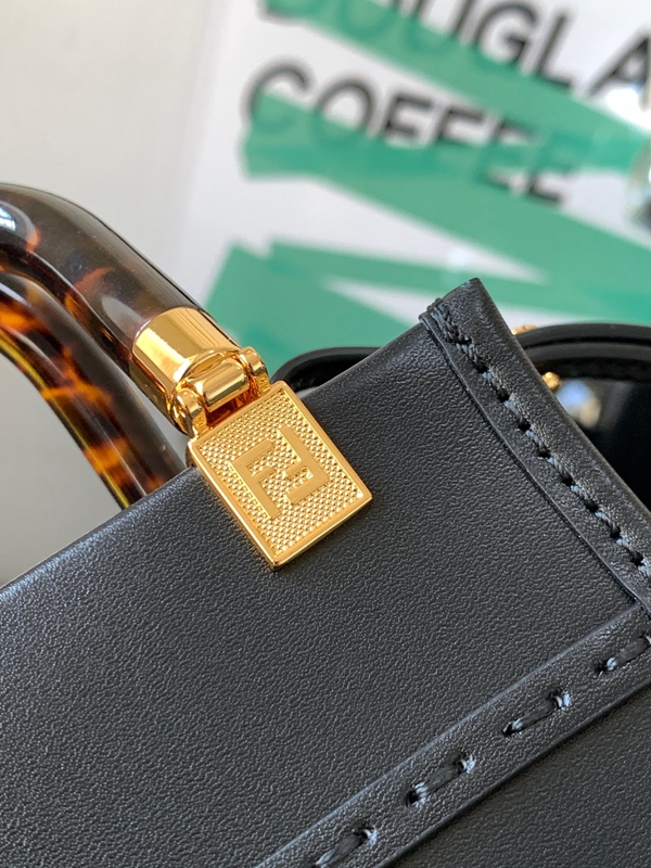 スーパーコピーブランドバッグ素材ディテール